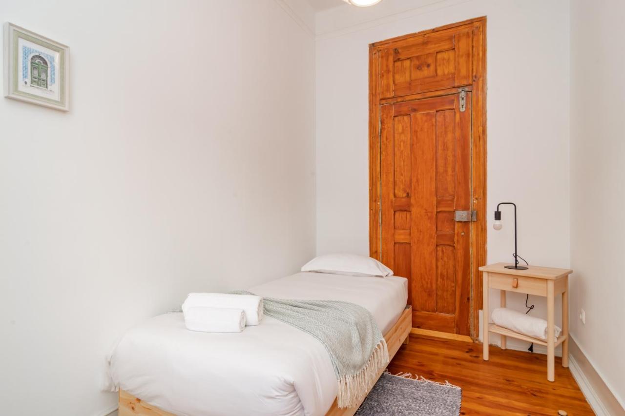 Apartment Anjos' Escape By Lovelystay Lisbon